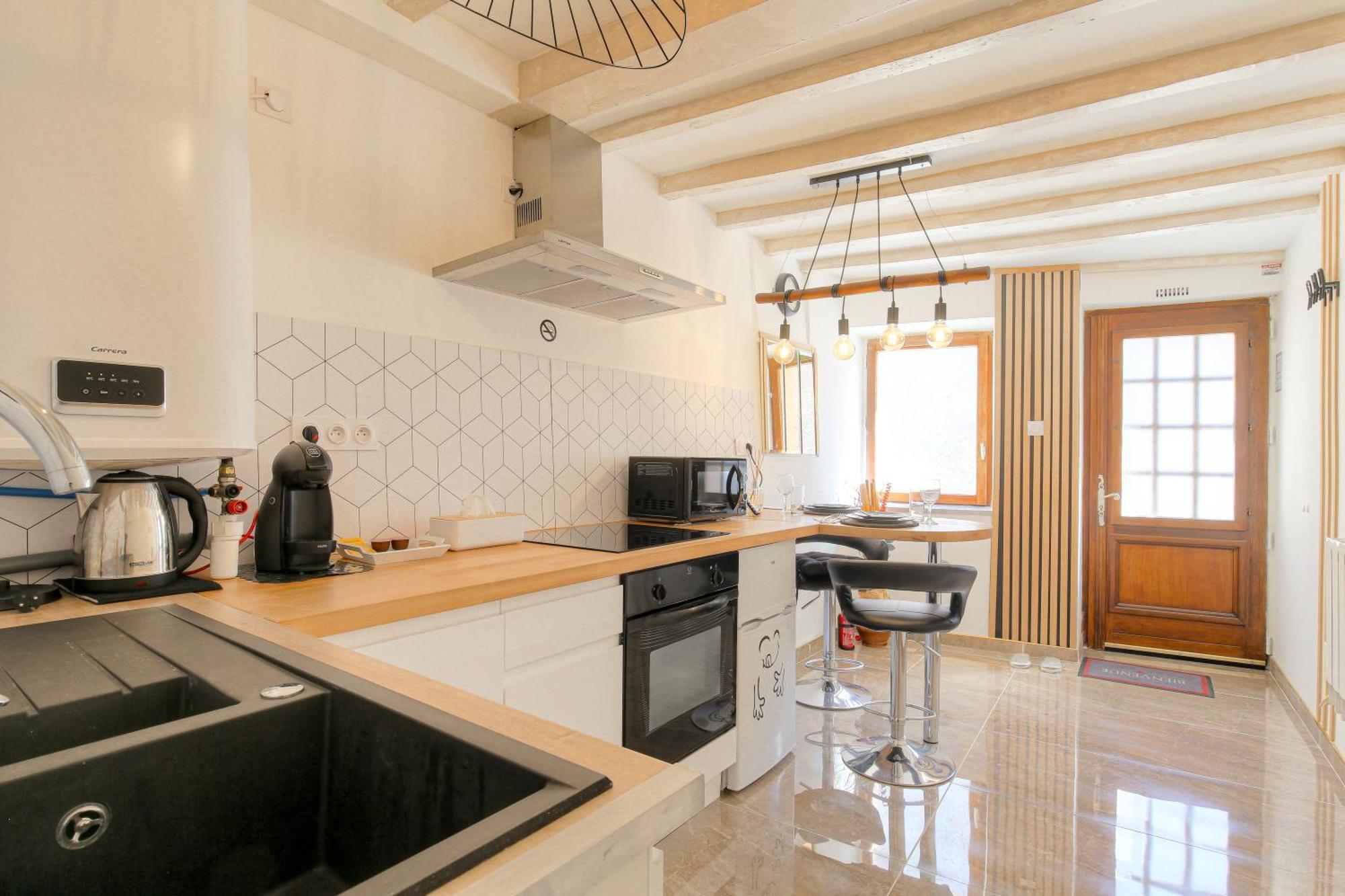 La Suite Neuvilloise Neuville-sur-Saone Exterior photo